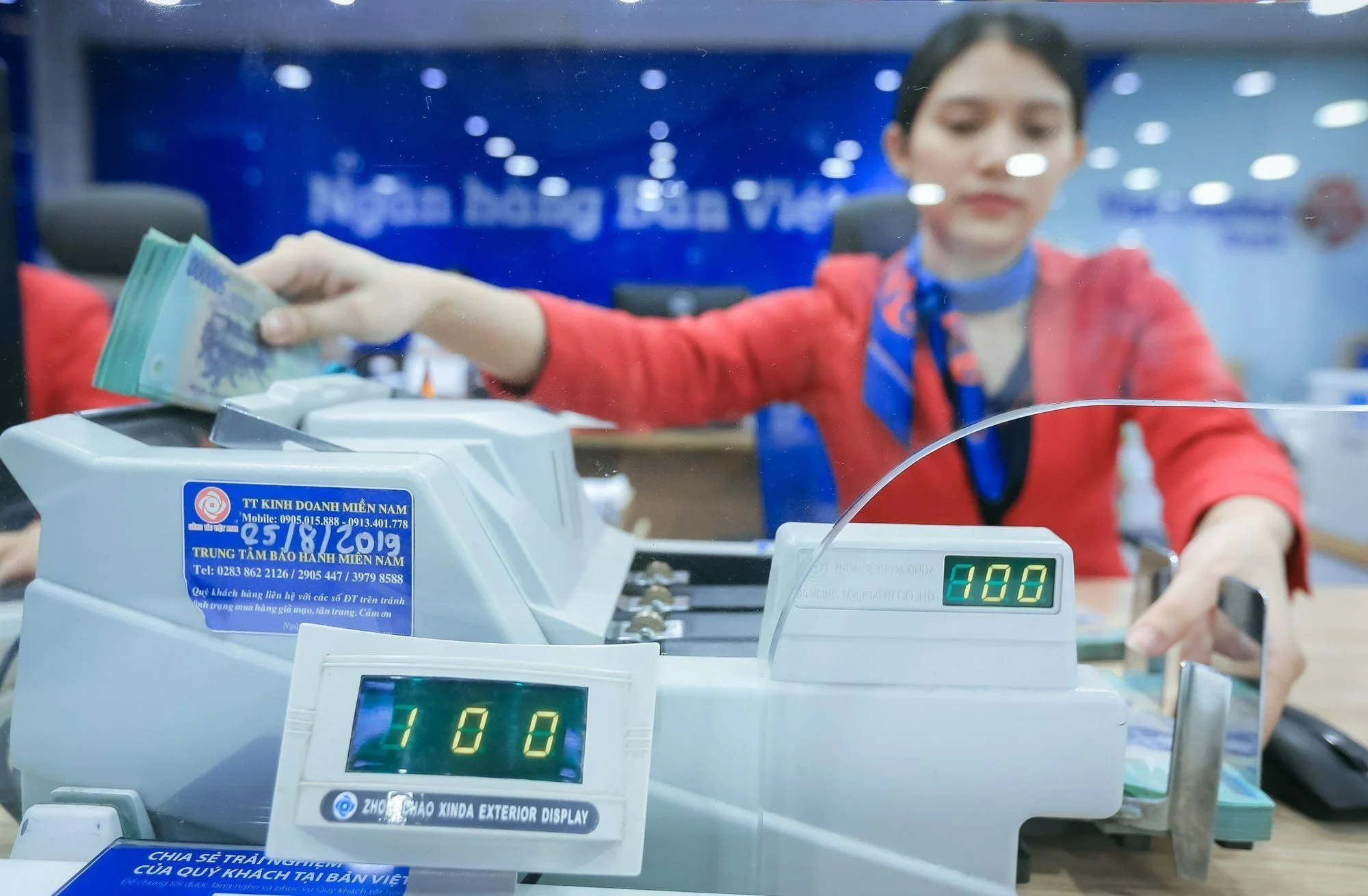 Các ngân hàng giảm lãi suất 1 Ảnh: Các ngân hàng giảm lãi suất