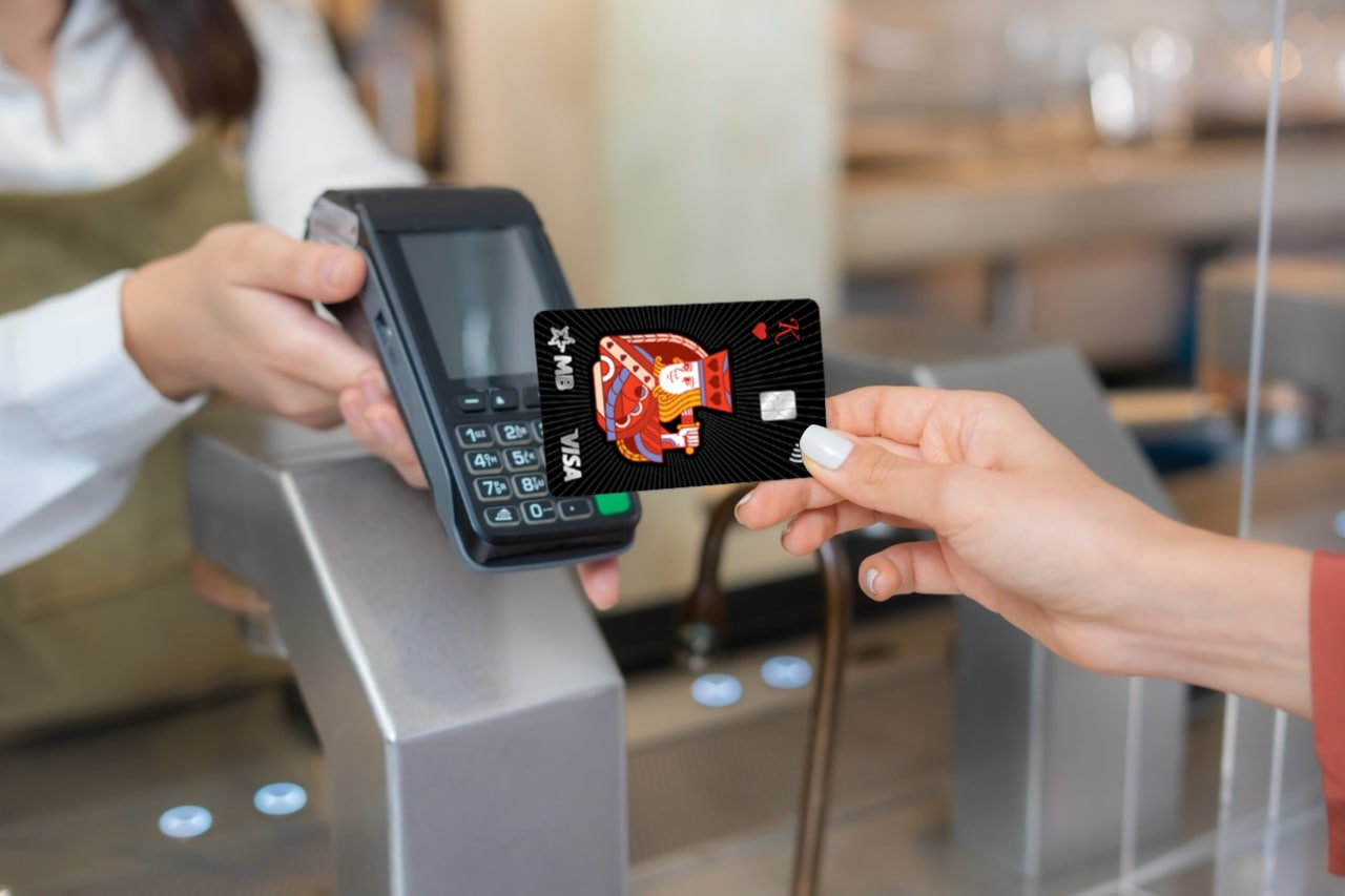 Ba cách rút tiền thẻ tín dụng MB nhanh và dễ dàng