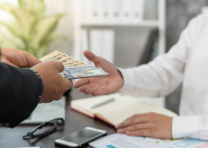 Vay tín chấp theo lương