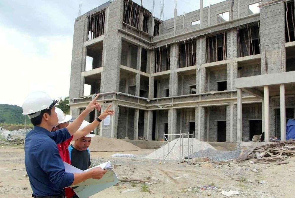 Điều kiện vay nhà chưa hoàn công và giải pháp xử lý